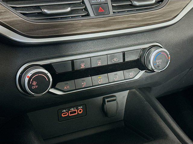 used 2025 Nissan Altima car, priced at $17,497