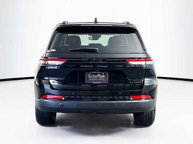 used 2023 Jeep Grand Cherokee car, priced at $28,987