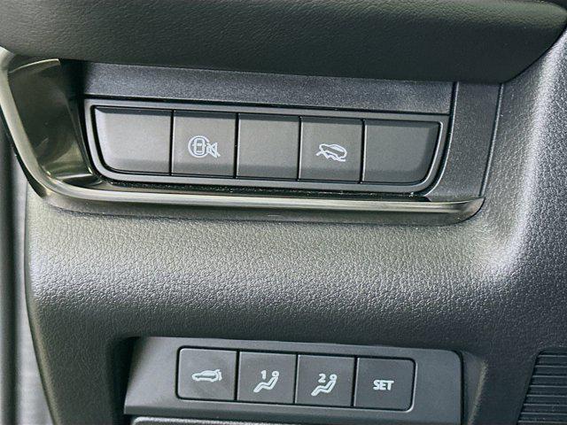 used 2024 Mazda CX-30 car, priced at $21,397