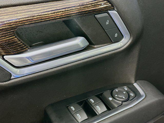 used 2023 GMC Sierra 1500 car, priced at $35,497