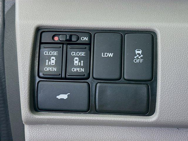 used 2016 Honda Odyssey car, priced at $13,886
