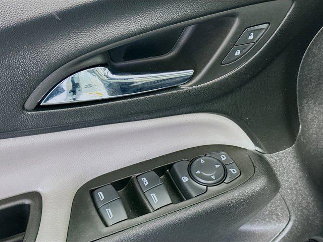 used 2022 Chevrolet Equinox car, priced at $18,496