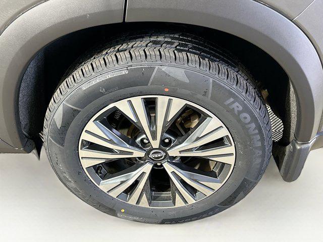 used 2023 Nissan Rogue car, priced at $21,987