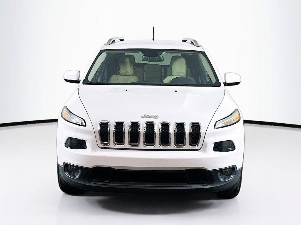 used 2016 Jeep Cherokee car, priced at $11,396