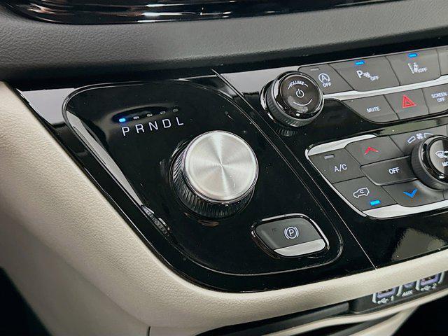 used 2024 Chrysler Pacifica car, priced at $25,996