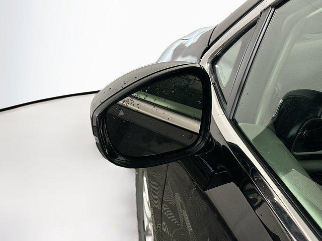 used 2024 Chrysler Pacifica car, priced at $25,996