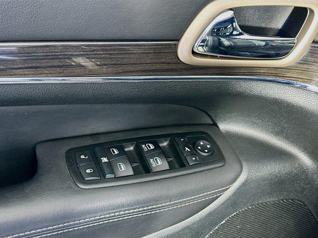 used 2014 Jeep Grand Cherokee car, priced at $12,895