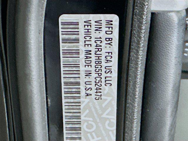 used 2023 Jeep Grand Cherokee car, priced at $29,996