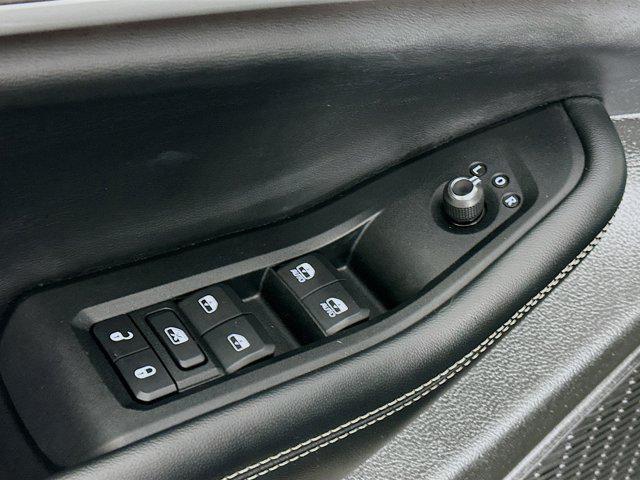 used 2023 Jeep Grand Cherokee car, priced at $29,996