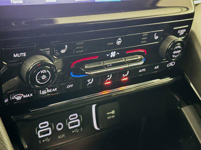 used 2023 Jeep Grand Cherokee car, priced at $29,996