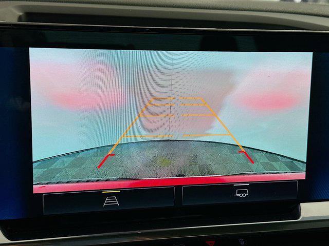 used 2022 Chevrolet Silverado 1500 car, priced at $31,997