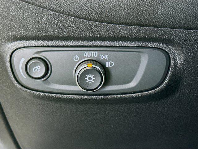 used 2022 Chevrolet Equinox car, priced at $19,996