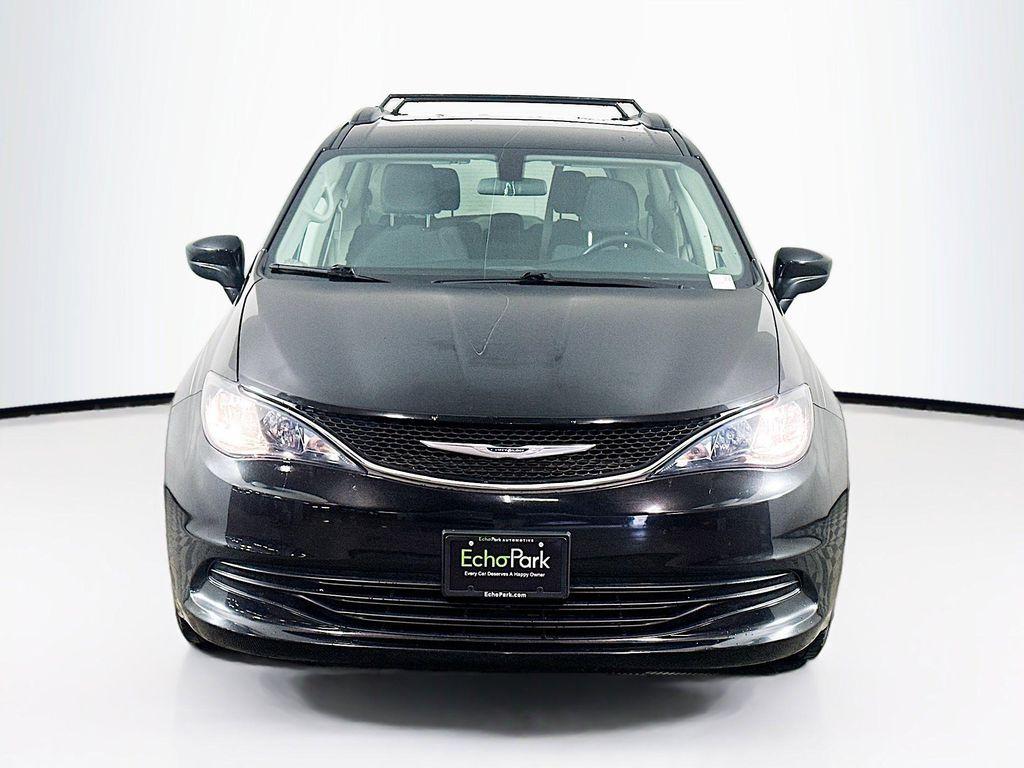 used 2019 Chrysler Pacifica car, priced at $10,895
