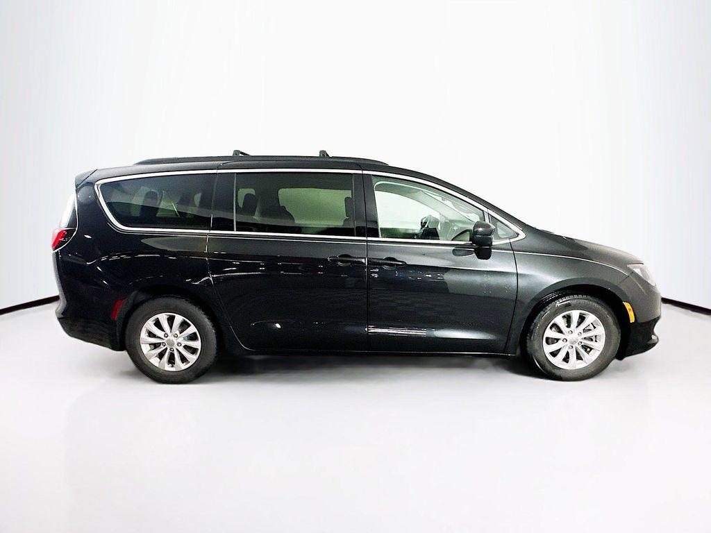 used 2019 Chrysler Pacifica car, priced at $10,895