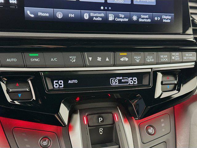 used 2025 Honda Odyssey car, priced at $36,487