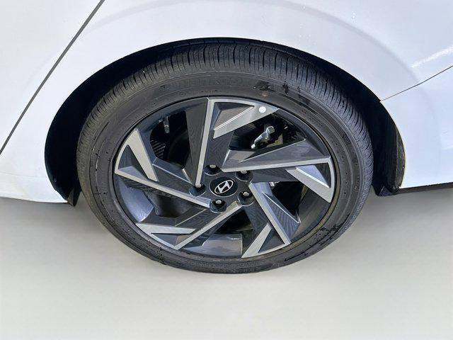 used 2025 Hyundai Elantra car, priced at $20,487