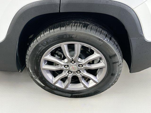 used 2024 GMC Terrain car, priced at $22,987