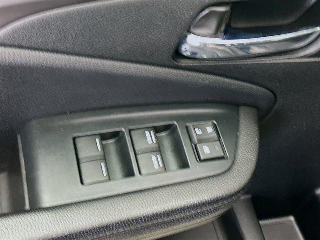 used 2022 Honda Pilot car, priced at $30,996