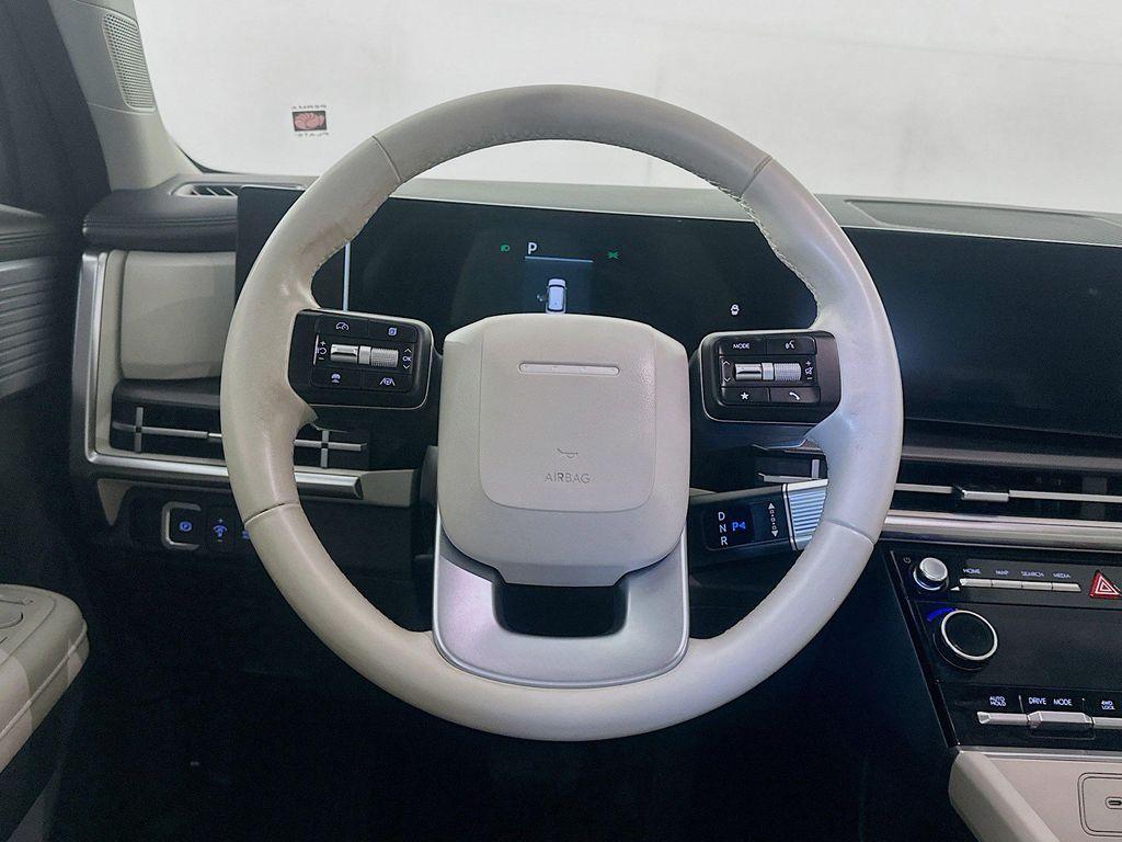 used 2025 Hyundai Santa Fe car, priced at $28,646