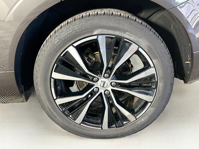 used 2025 Volvo XC60 car, priced at $31,297