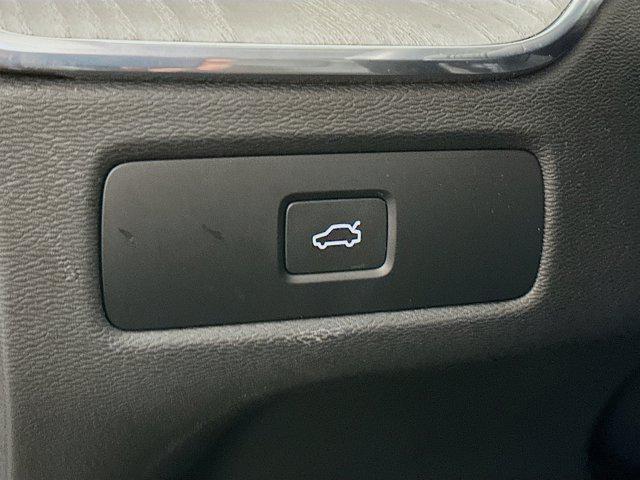 used 2025 Volvo XC60 car, priced at $31,297