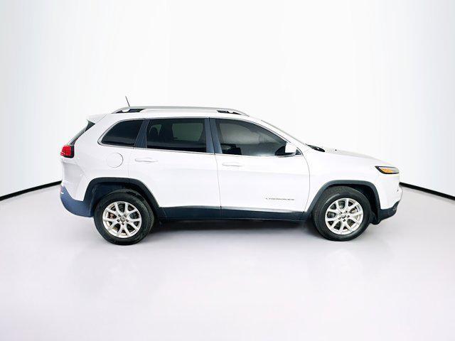 used 2018 Jeep Cherokee car, priced at $10,687