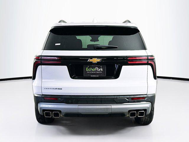 used 2025 Chevrolet Traverse car, priced at $30,497