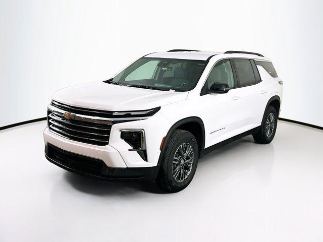 used 2025 Chevrolet Traverse car, priced at $30,497