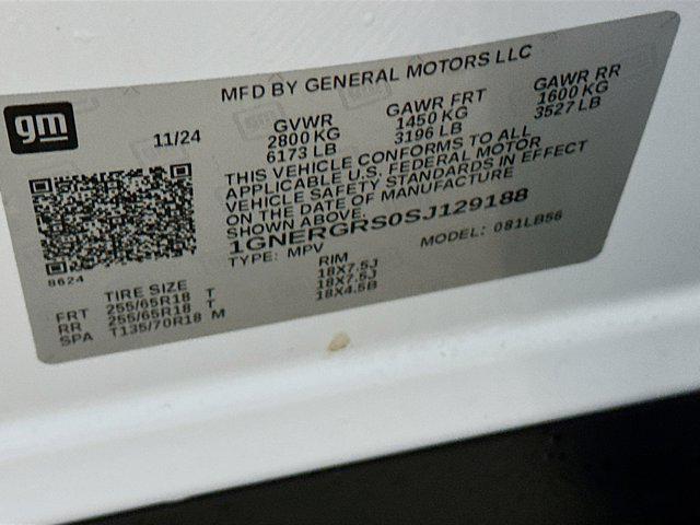 used 2025 Chevrolet Traverse car, priced at $30,497