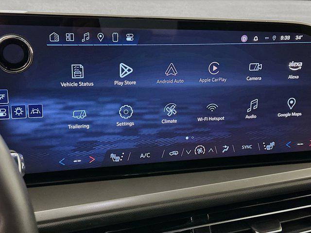 used 2025 Chevrolet Traverse car, priced at $30,497