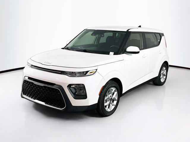 used 2022 Kia Soul car, priced at $13,496