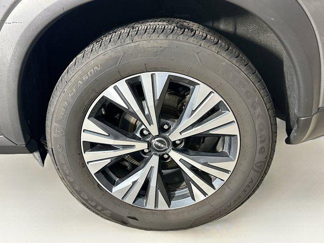 used 2023 Nissan Rogue car, priced at $18,996