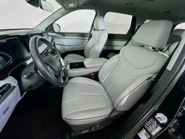 used 2025 Hyundai Palisade car, priced at $31,487