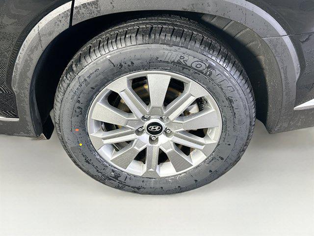 used 2025 Hyundai Palisade car, priced at $31,487