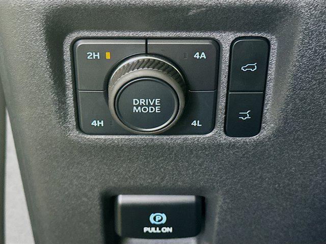 used 2025 Ford Expedition car, priced at $53,996