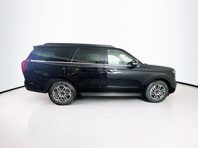 used 2025 Ford Expedition car, priced at $53,996