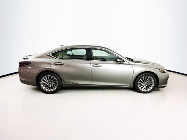 used 2021 Lexus ES 300h car, priced at $29,497