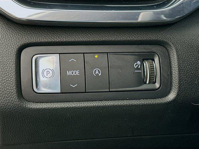 used 2025 GMC Acadia car, priced at $29,487