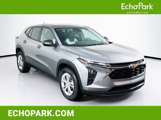 used 2025 Chevrolet Trax car, priced at $19,197
