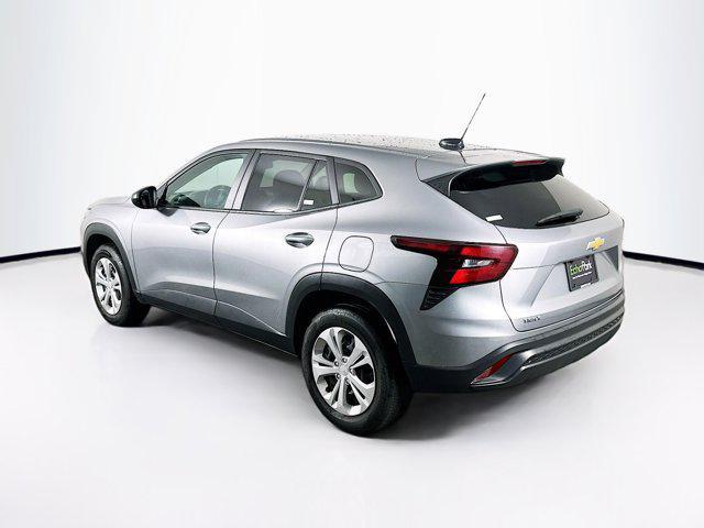 used 2025 Chevrolet Trax car, priced at $19,197