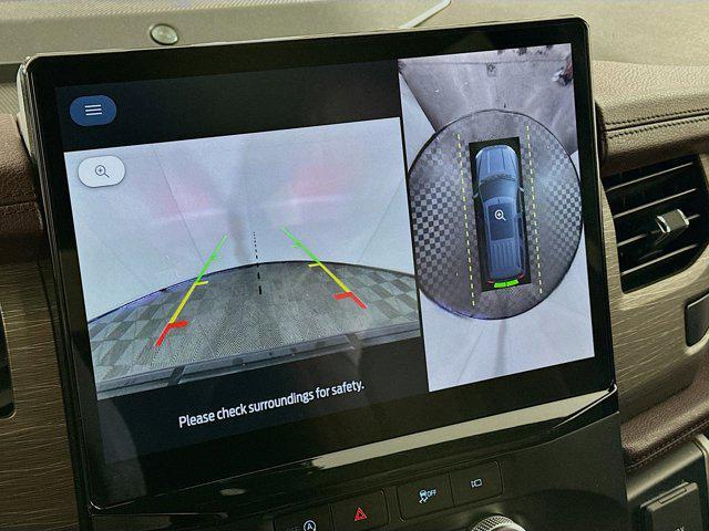 used 2024 Ford Expedition car, priced at $40,987