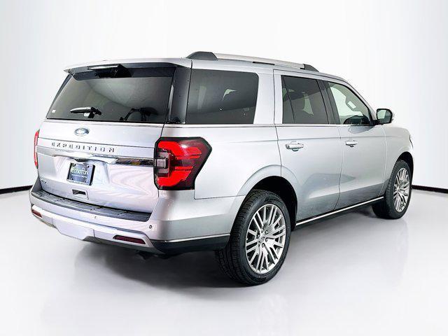 used 2024 Ford Expedition car, priced at $40,987