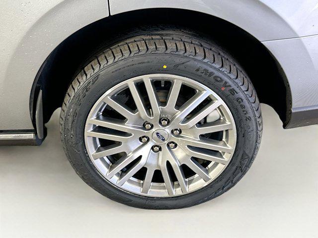 used 2024 Ford Expedition car, priced at $40,987