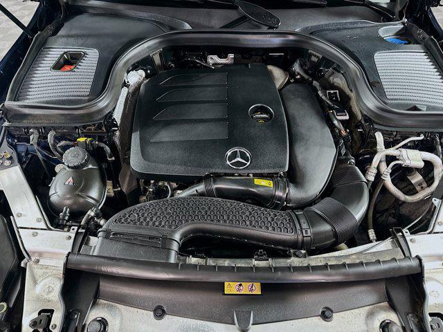 2021 Lunar Blue Metallic Mercedes-Benz GLC 300