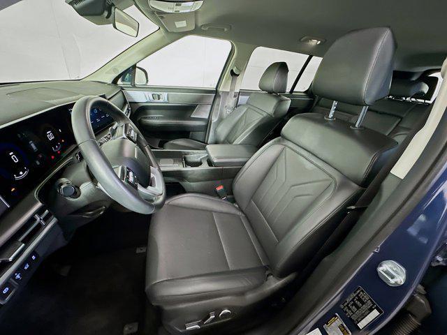 used 2025 Hyundai Santa Fe car, priced at $26,997