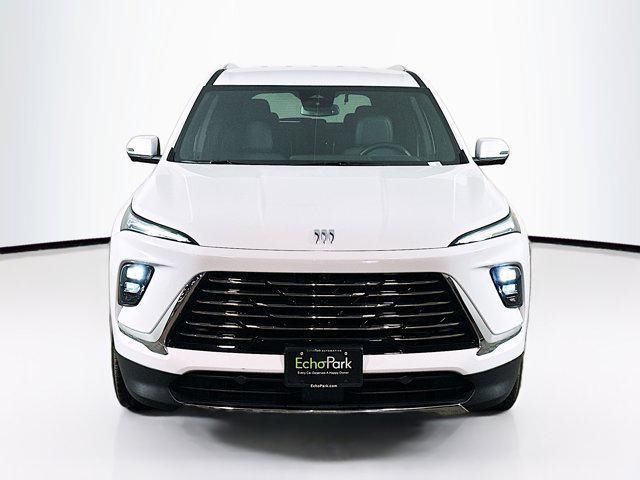 used 2025 Buick Enclave car, priced at $33,487