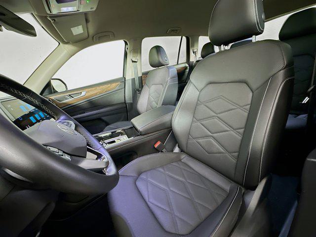 used 2025 Volkswagen Atlas car, priced at $30,987