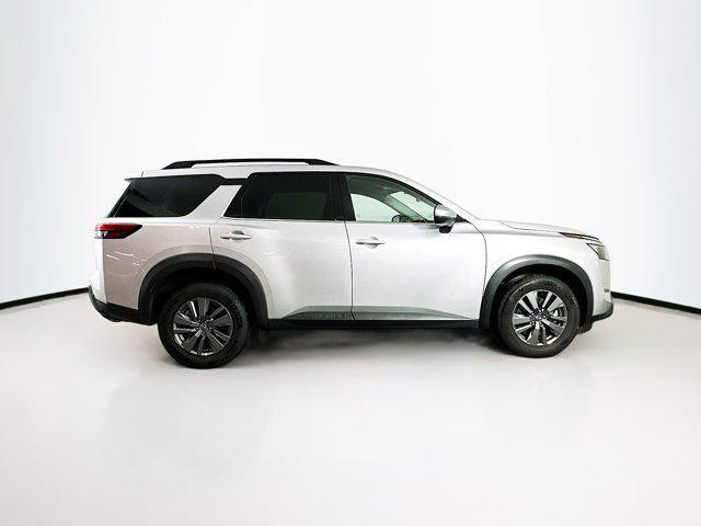 used 2025 Nissan Pathfinder car, priced at $27,297