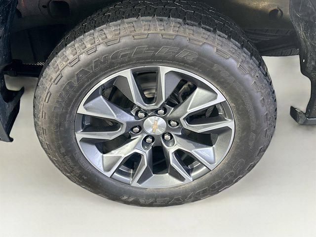 used 2024 Chevrolet Silverado 1500 car, priced at $35,487