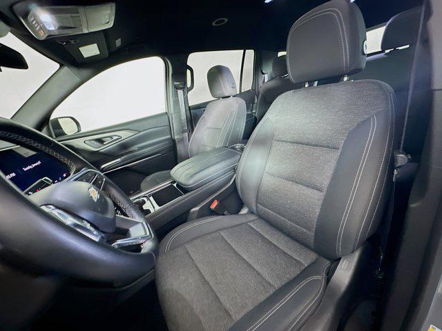 used 2025 Chevrolet Traverse car, priced at $30,497